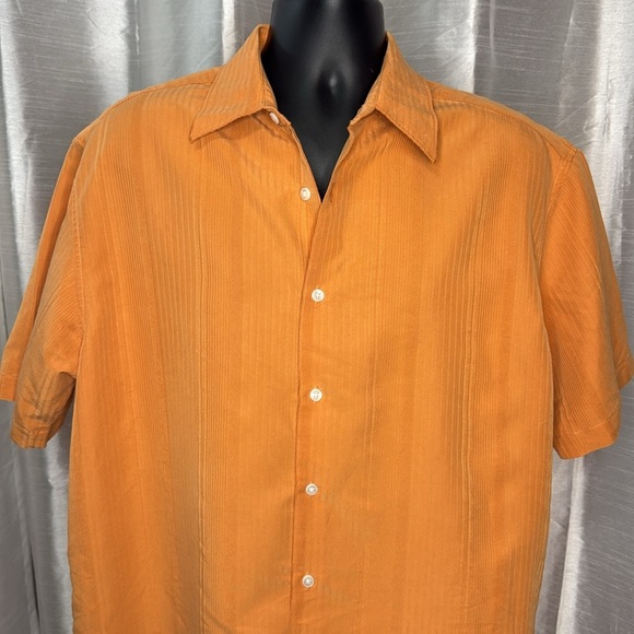 Axist Silk Touch Men’s XL Orange Textured Short Sleeve Button Up Collar Shirt - Picture 5 of 9